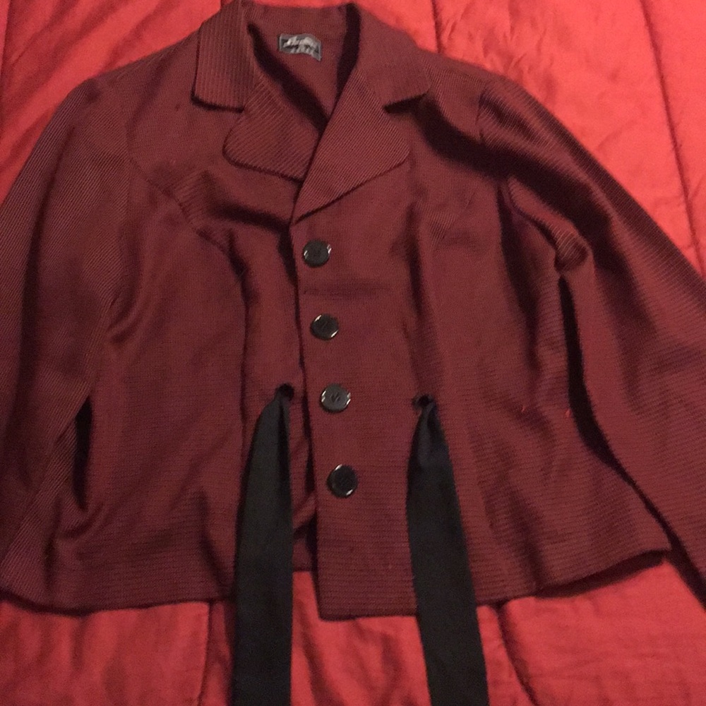 Sweet Suit Woman red and black jacket